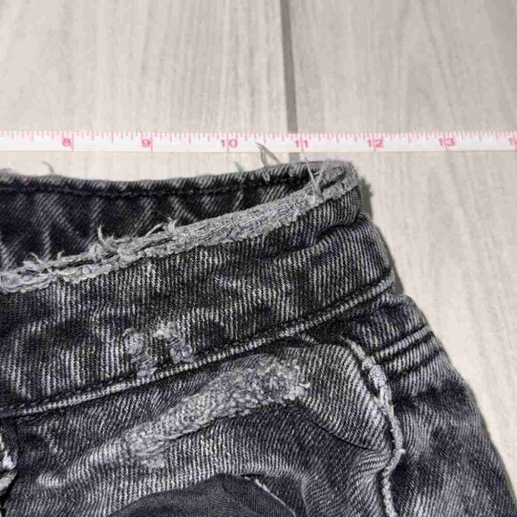 Women’sblack high waisted mom denim shorts size S - Picture 4 of 5